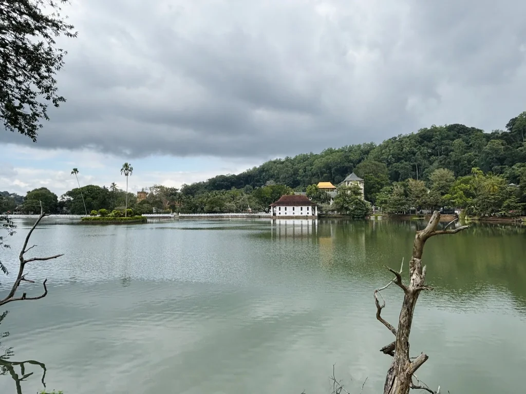 Kandy Lake